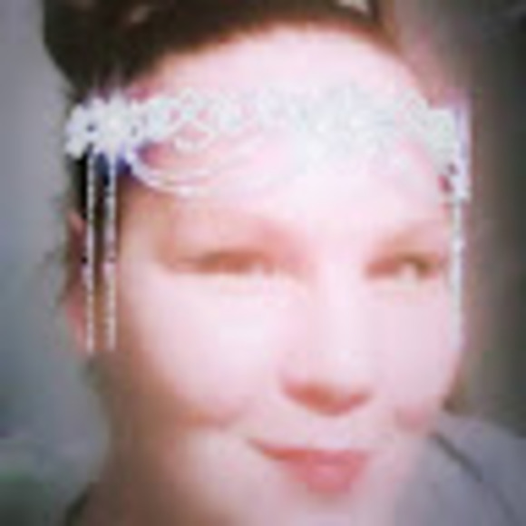 Meet your Posher, Cortney - Picture 1 of 1